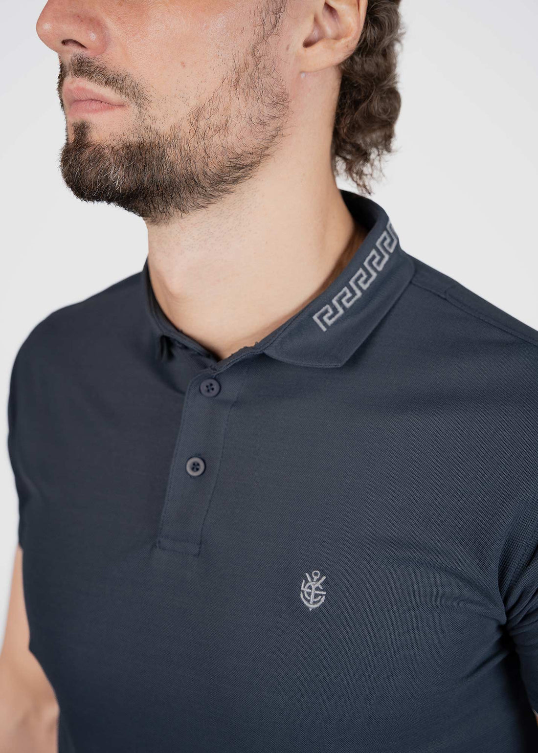 LCY | EMBOIDERED COLLAR POLO