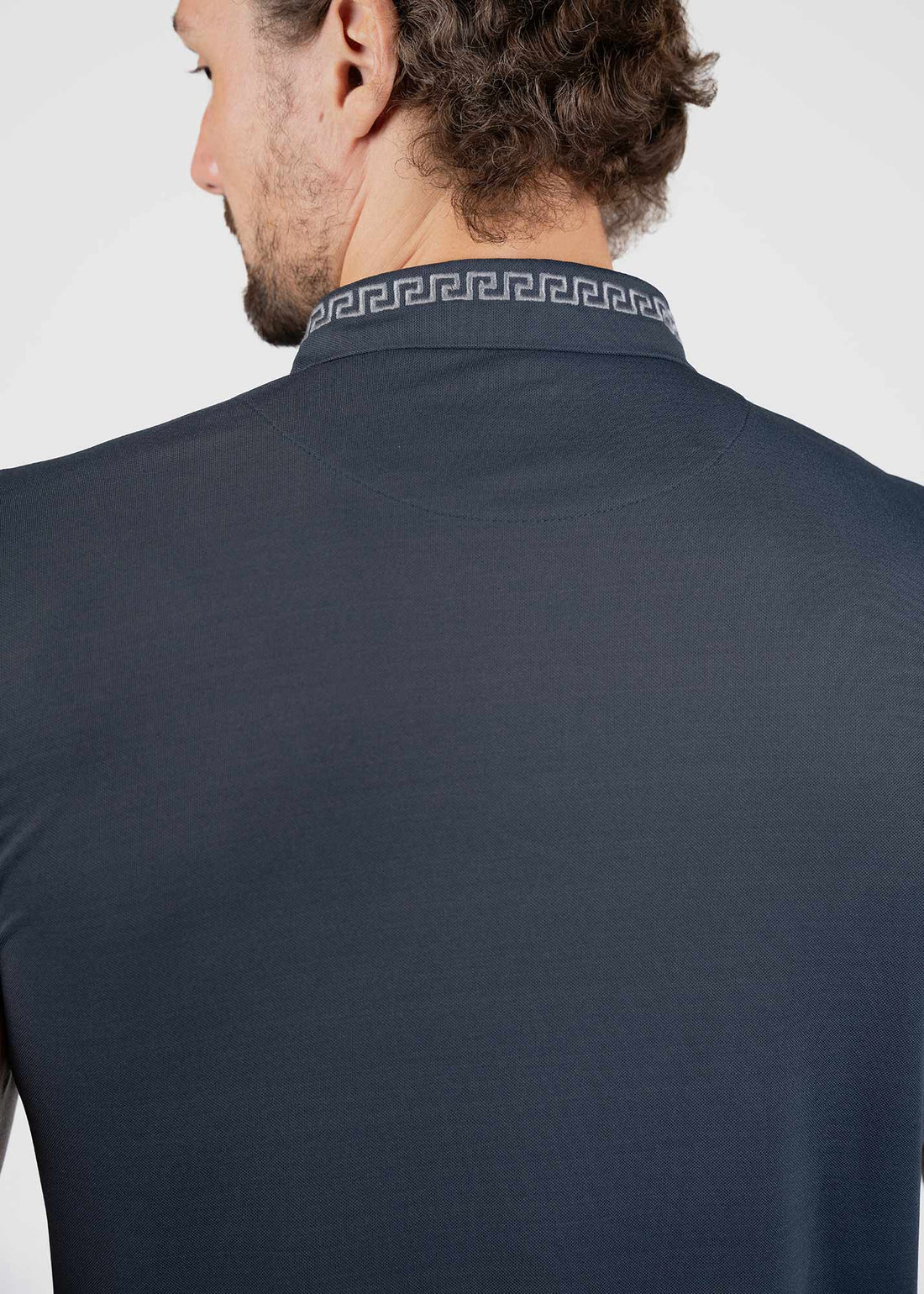LCY | EMBOIDERED COLLAR POLO
