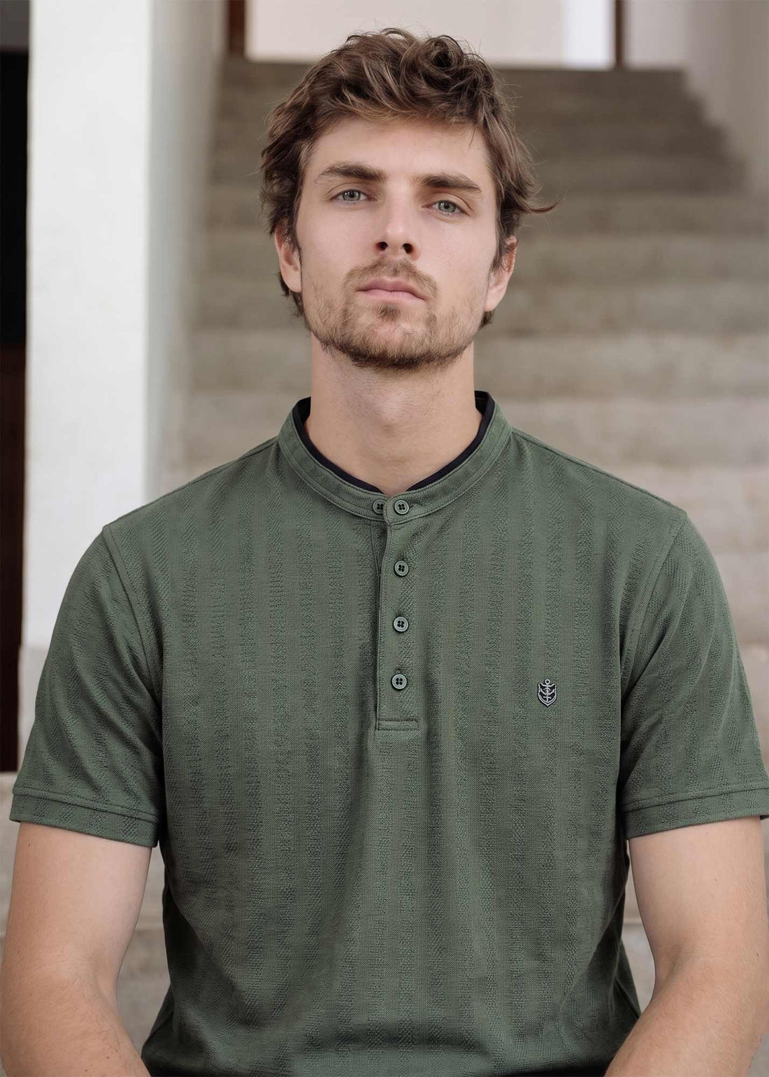 LCY | STRUCTURED MANDARIN COLLAR POLO LCY