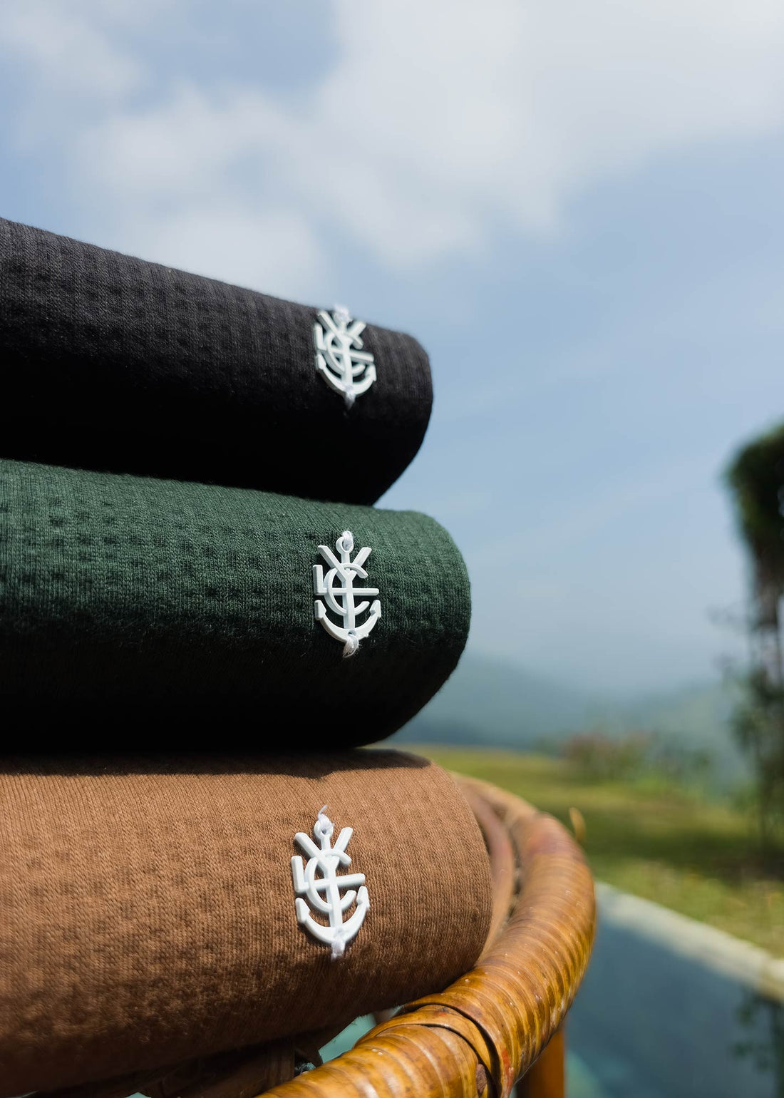 LCY | PREMIUM TEXTURED WAFFLE POLO LCY
