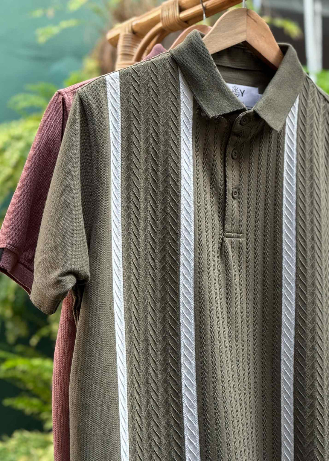 LCY | CONTRAST JAQUARD VERTICAL STRIPE POLO LCY