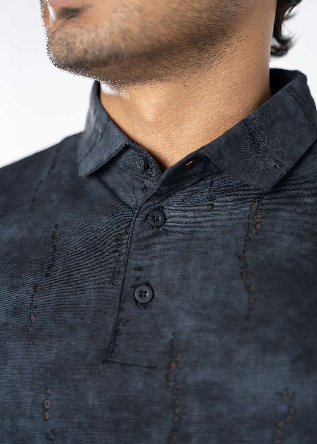 LCY | DISTRESSED WASH EFFECT POLO LCY