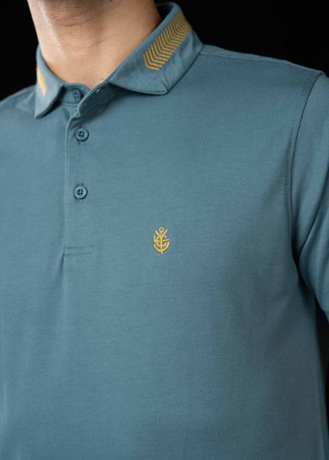 LCY | EMBROIDERED CHEVRON POLO LCY